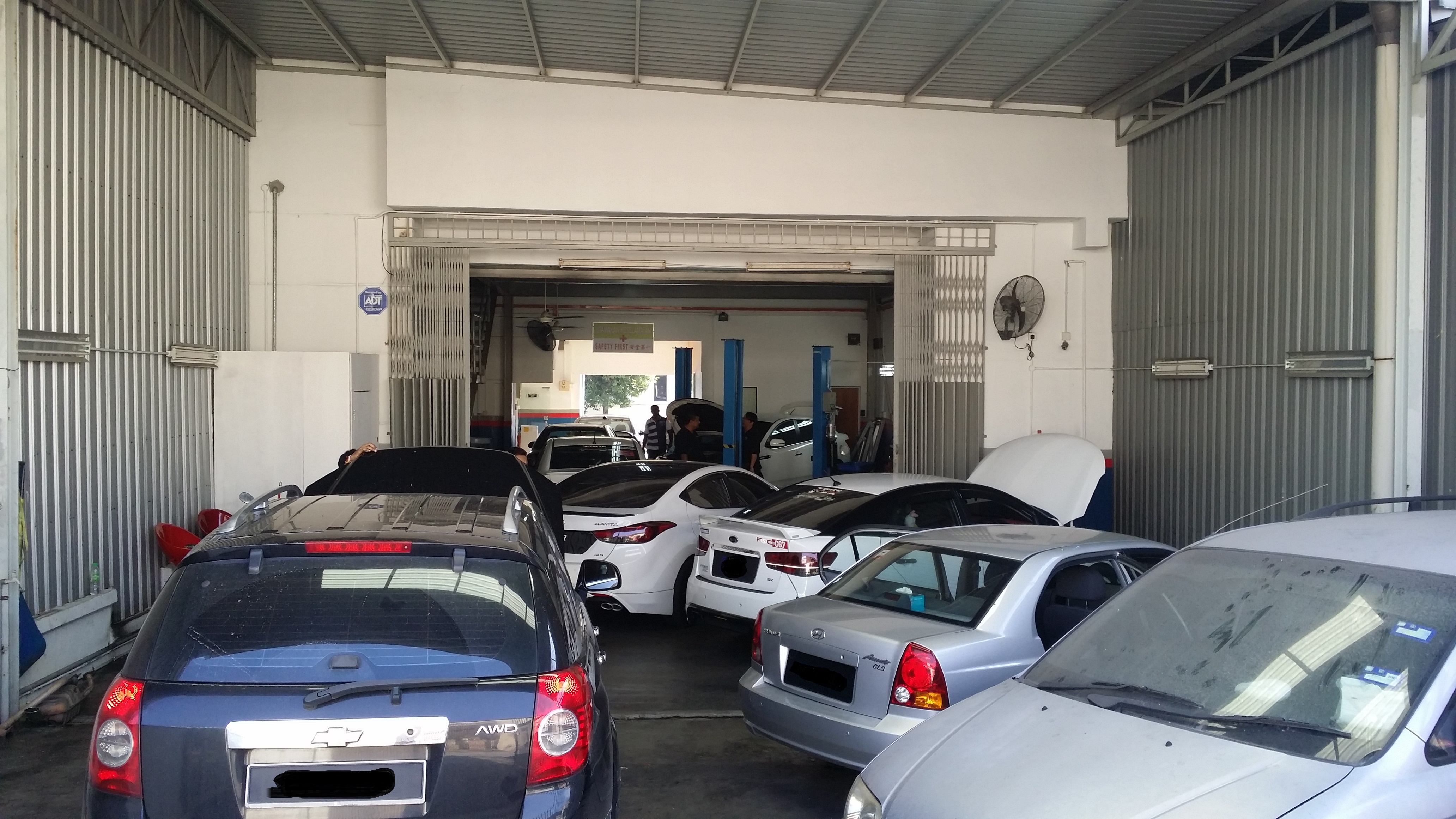 Workshop gallery photo 12